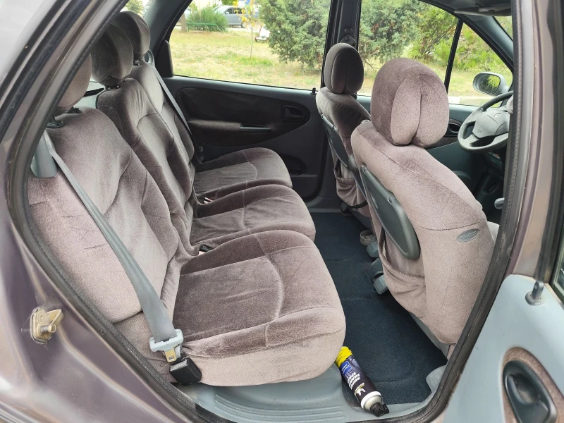 Renault Scenic, снимка 7 - Автомобили и джипове - 52890500