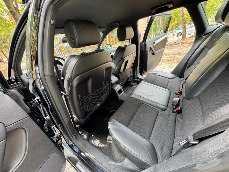 Audi A3 2.0 TFSI Quattro 4x4 S-Line (Automatic), снимка 11 - Автомобили и джипове - 52356640