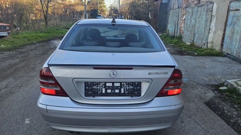 Mercedes-Benz C 220, снимка 6 - Автомобили и джипове - 52726392
