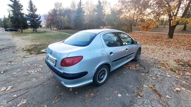 Peugeot 206 седан, първи собственик, 87300 км, снимка 3 - Автомобили и джипове - 49364975