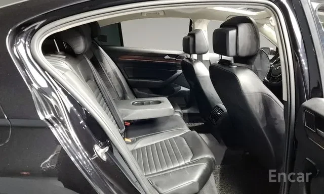 VW Passat GT 2.0 TDI 4Motion Prestige* 360* HUD* ����� | Mobile.bg � ����������� 13