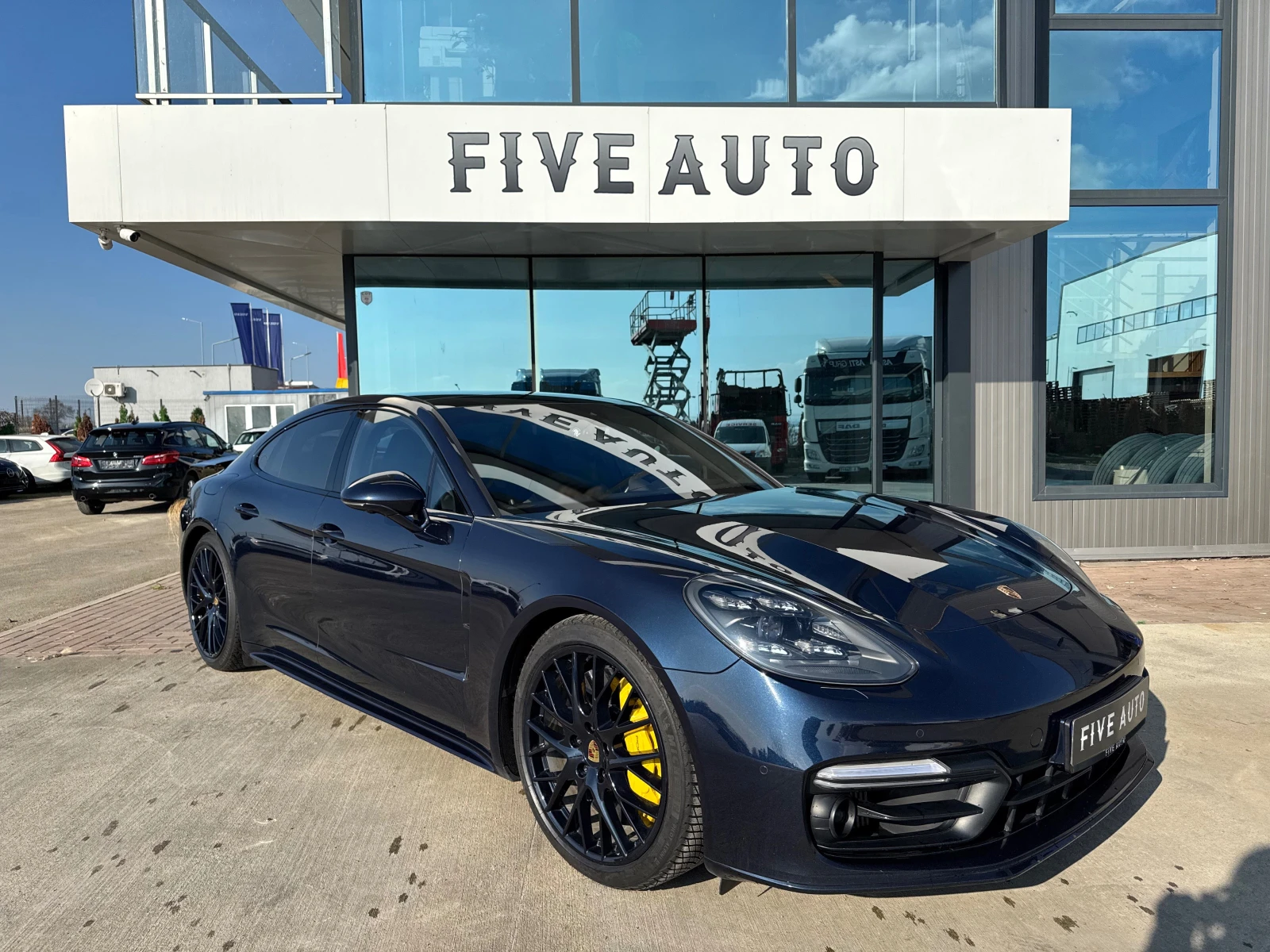 Porsche Panamera TURBO / CERAMIC BRAKE / DISTRONIC, снимка 1