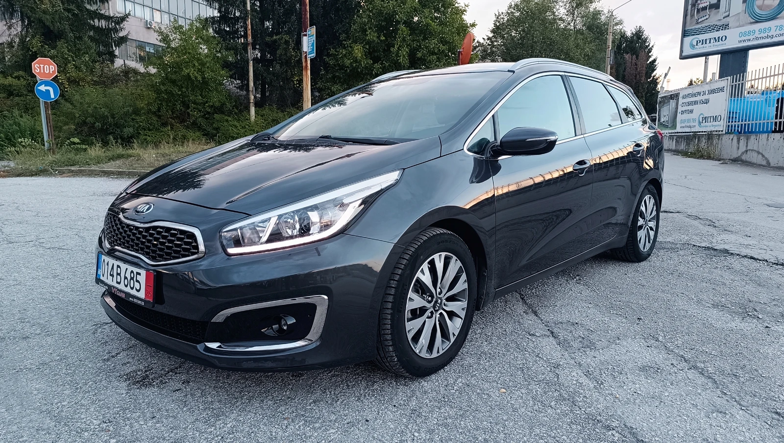 Kia Ceed 1.6CRDi Premim, снимка 1