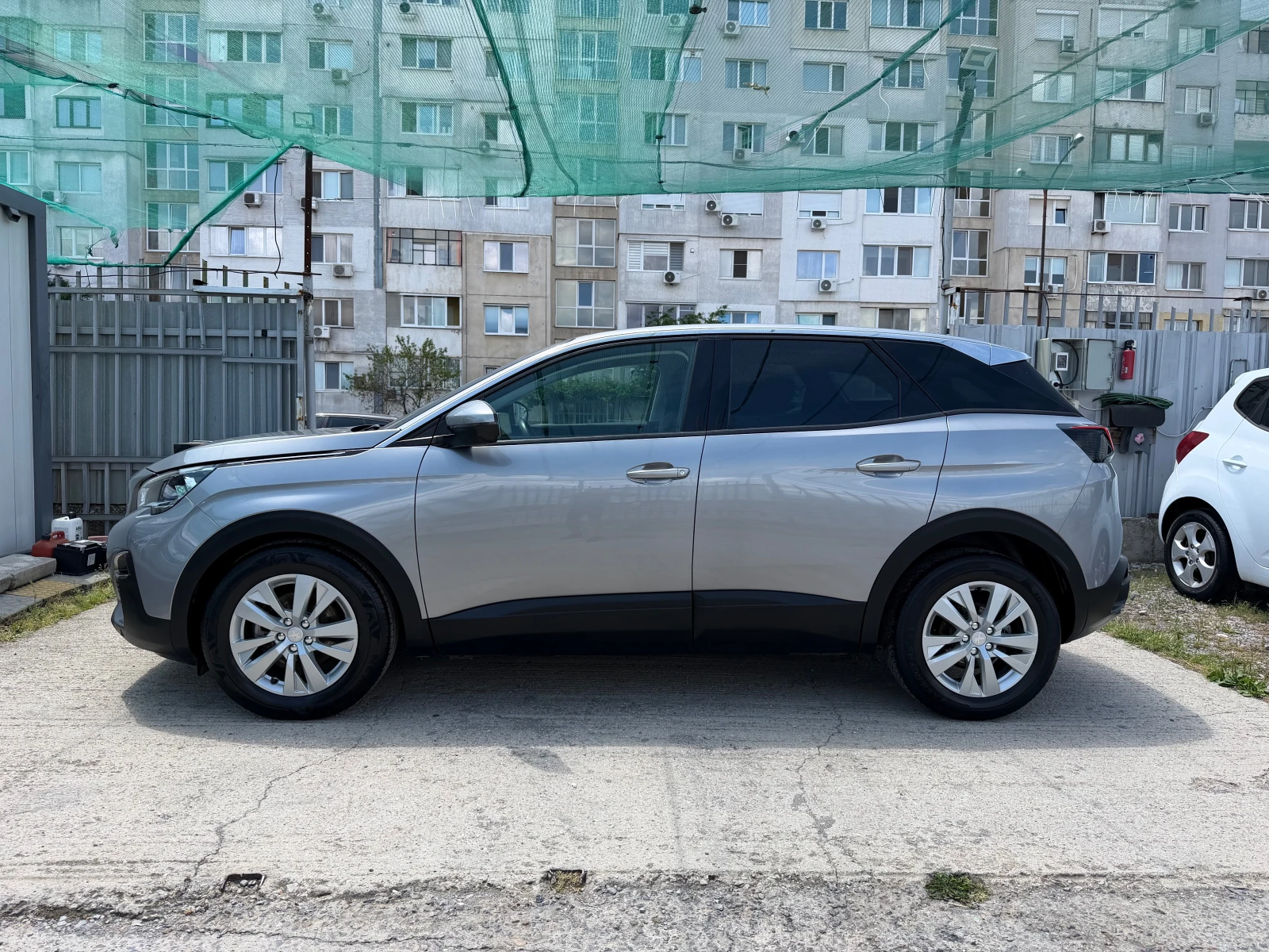 Peugeot 3008 БЕНЗИН* АВТОМАТИК* НАВИГАЦИЯ* ЕВРО* 6* * * , снимка 3 - Автомобили и джипове - 48690725