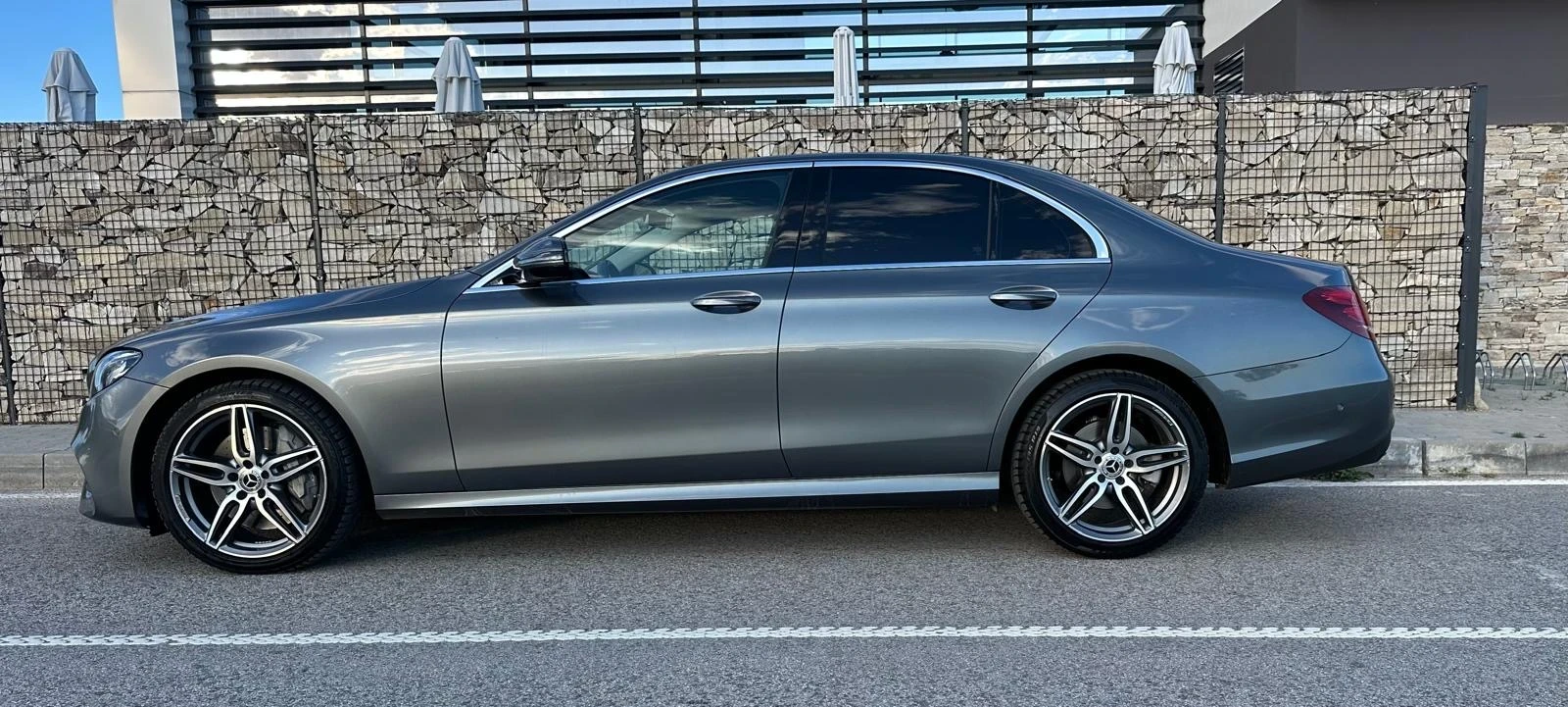 Mercedes-Benz E 400 D 4Matic* AMG*  - изображение 8