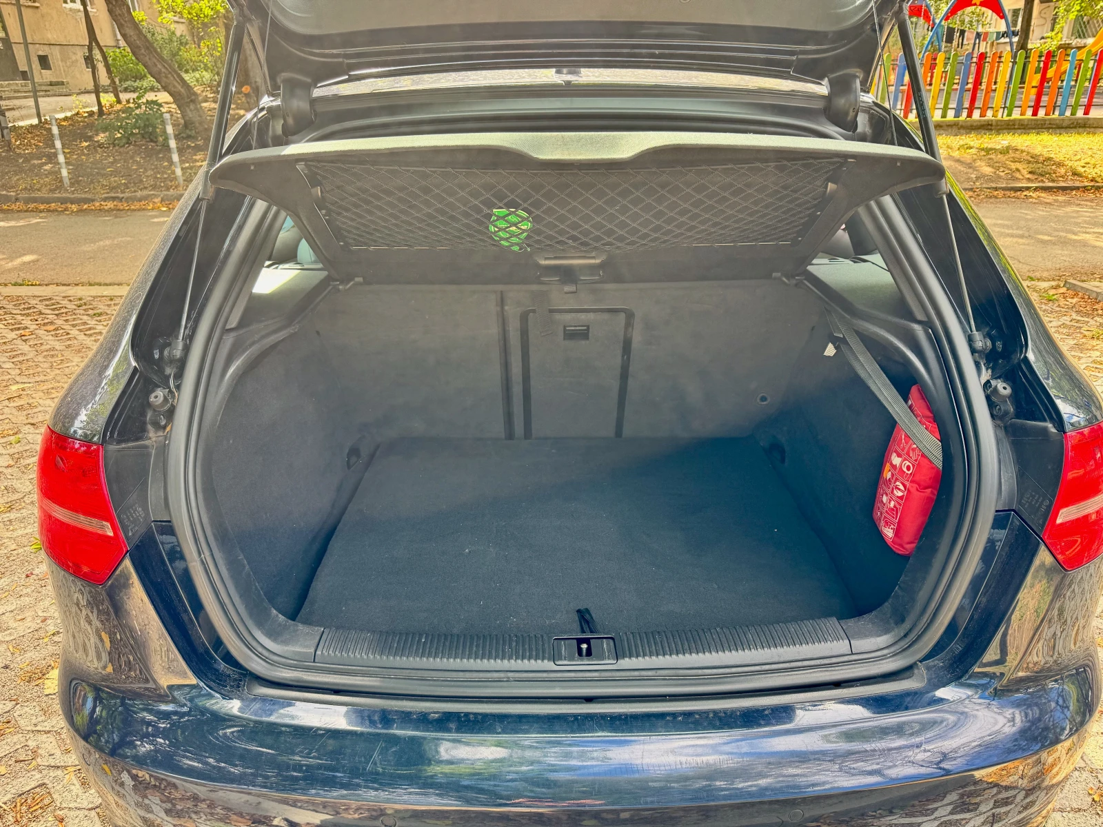 Audi A3 2.0 TFSI Quattro 4x4 S-Line (Automatic) - изображение 8