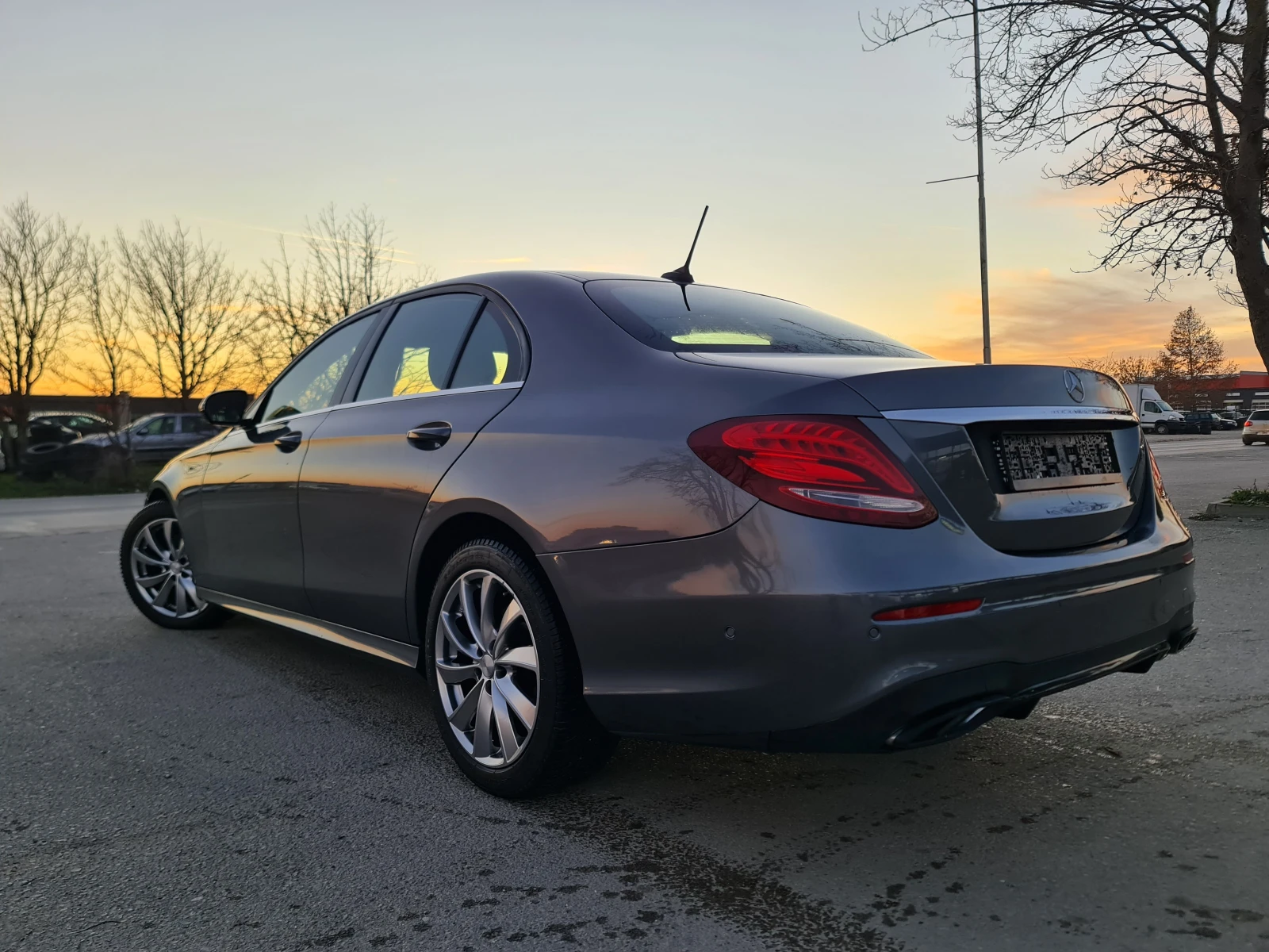 Mercedes-Benz E 200 УНИКАТ /AMG  - изображение 4