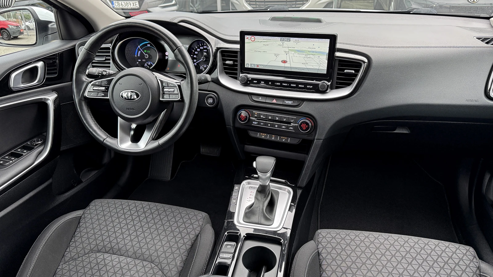 Kia Ceed 1.6 GDI Plug-in Hybrid - изображение 9