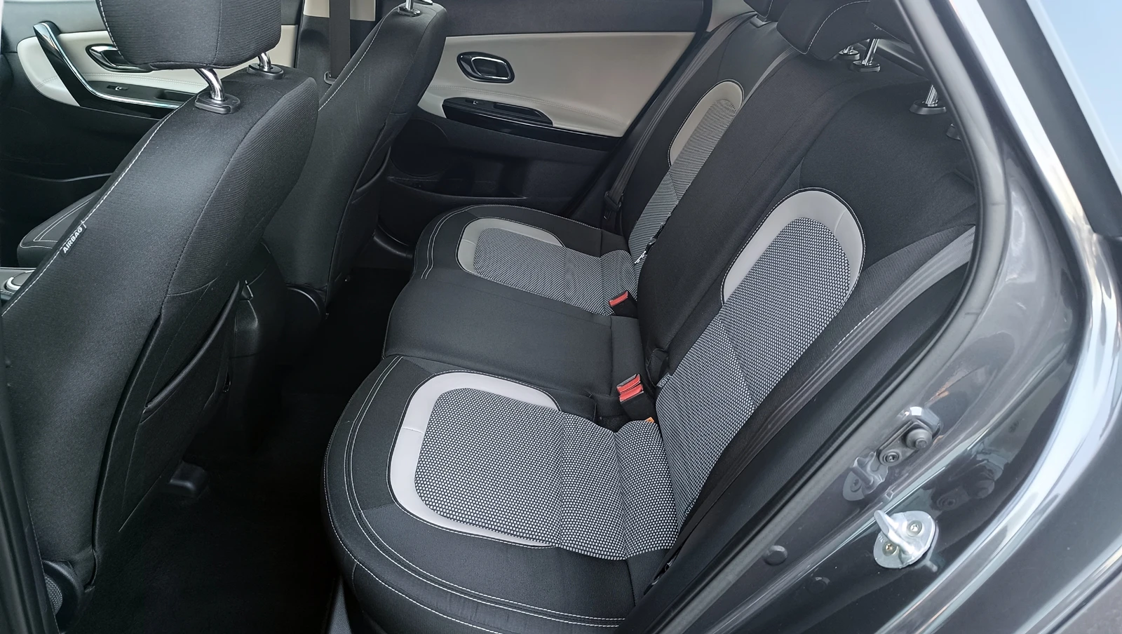 Kia Ceed 1.6CRDi Premim | Mobile.bg — изображение 13