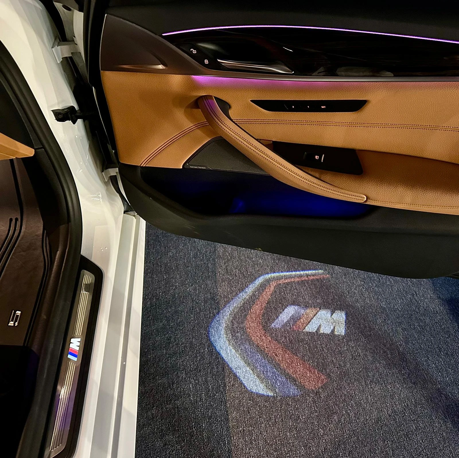 BMW 530 M* xDrive* Spotify* LED Adaptive* ������ | Mobile.bg � ����������� 15