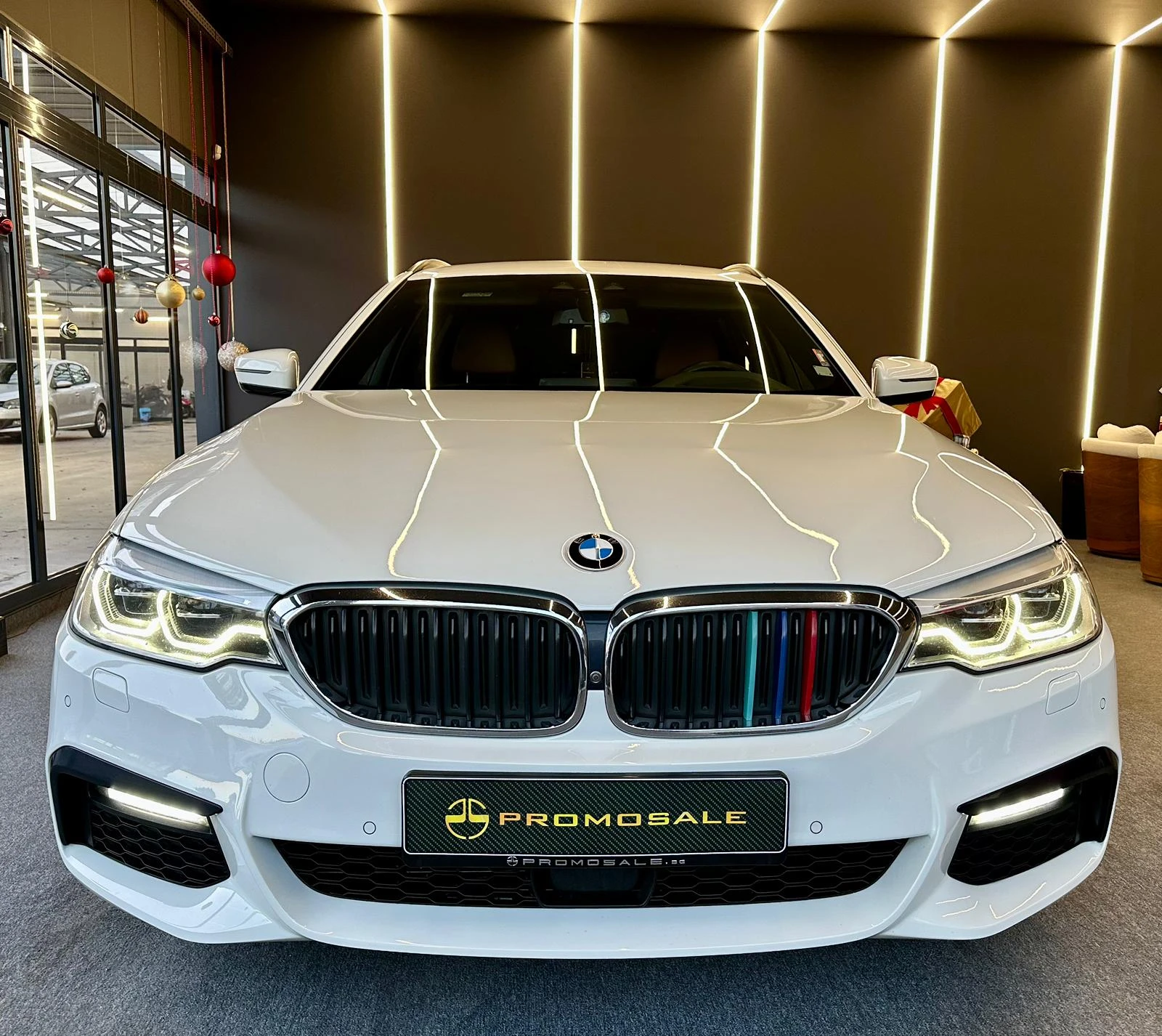 BMW 530 M* xDrive* Spotify* LED Adaptive* Лизинг - изображение 2