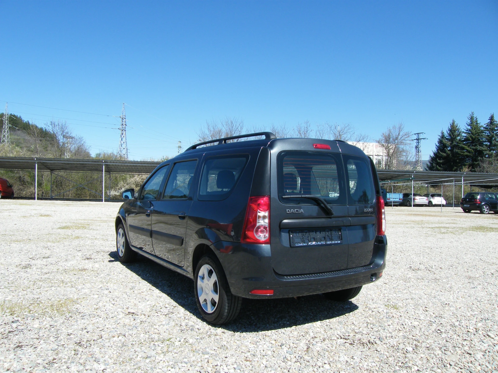 Dacia Logan 1.6i GAZ инжекцион, снимка 4 - Автомобили и джипове - 54137994