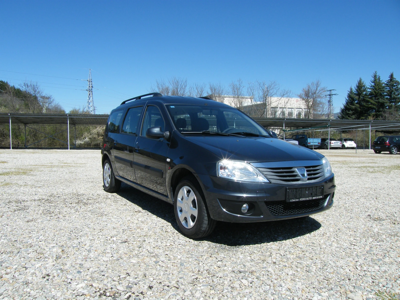Dacia Logan 1.6i GAZ инжекцион, снимка 2 - Автомобили и джипове - 54137994