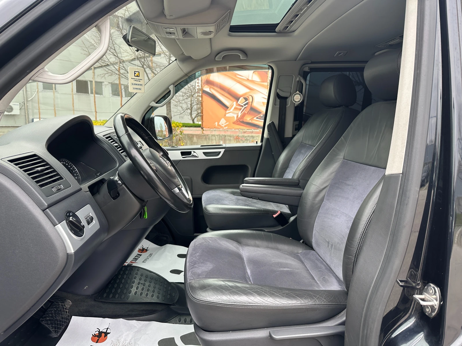 VW Multivan, снимка 9 - Автомобили и джипове - 54237815