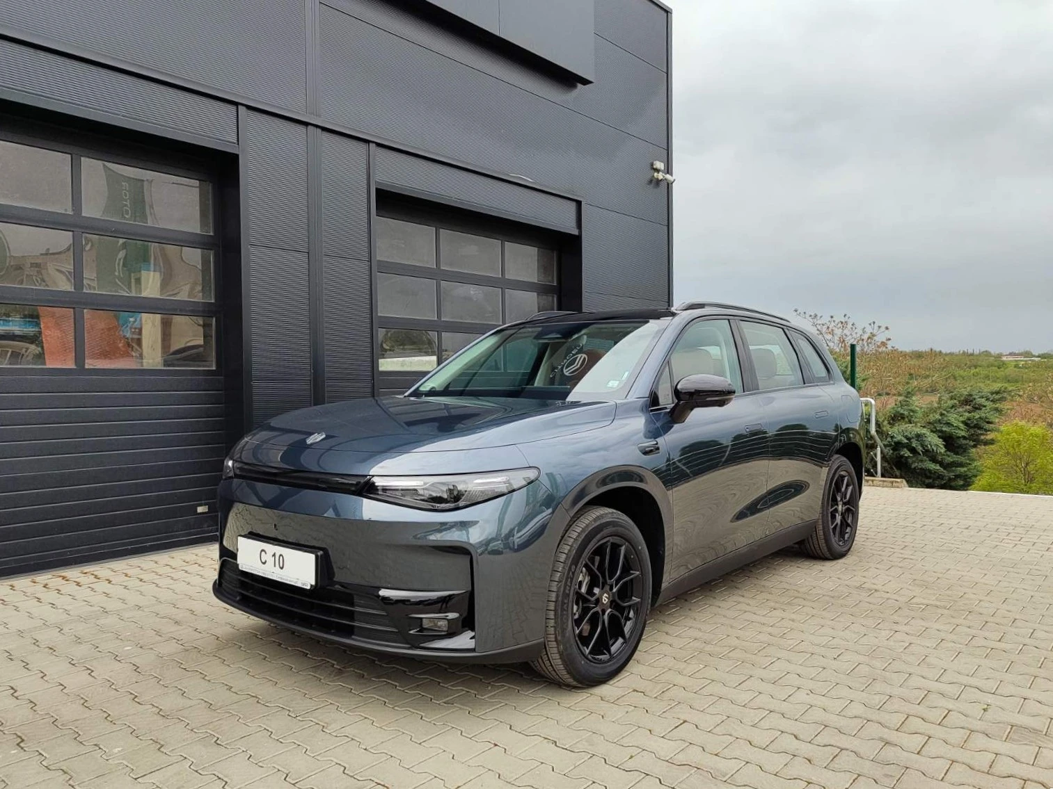 Leapmotor C10 LIFE BEV 160kW 69 9kWh, снимка 3 - Автомобили и джипове - 54351733