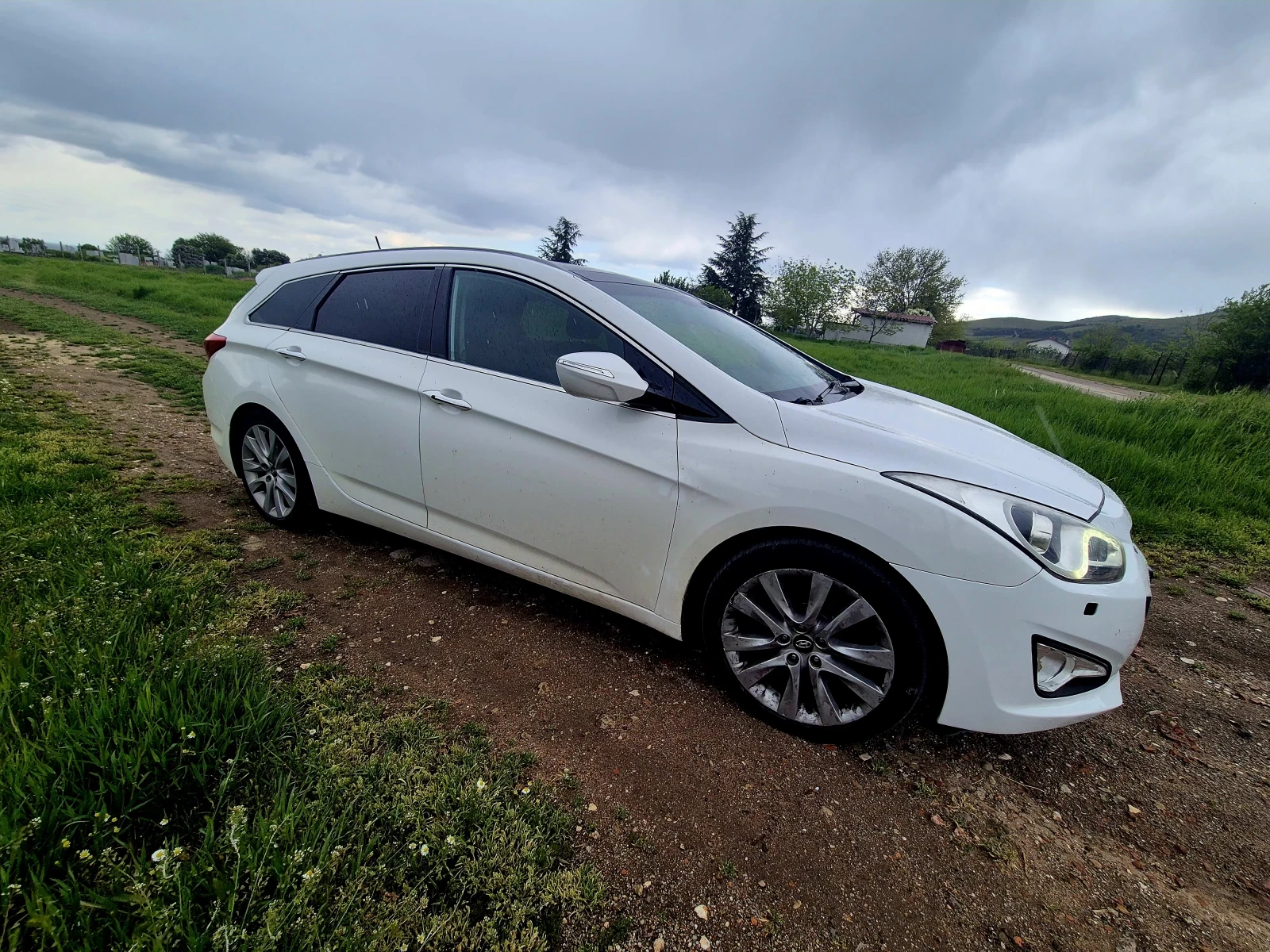 Hyundai I40 СЕРВИЗНА КНИЖКА, РЕАЛНИ КМ, снимка 6 - Автомобили и джипове - 54390854
