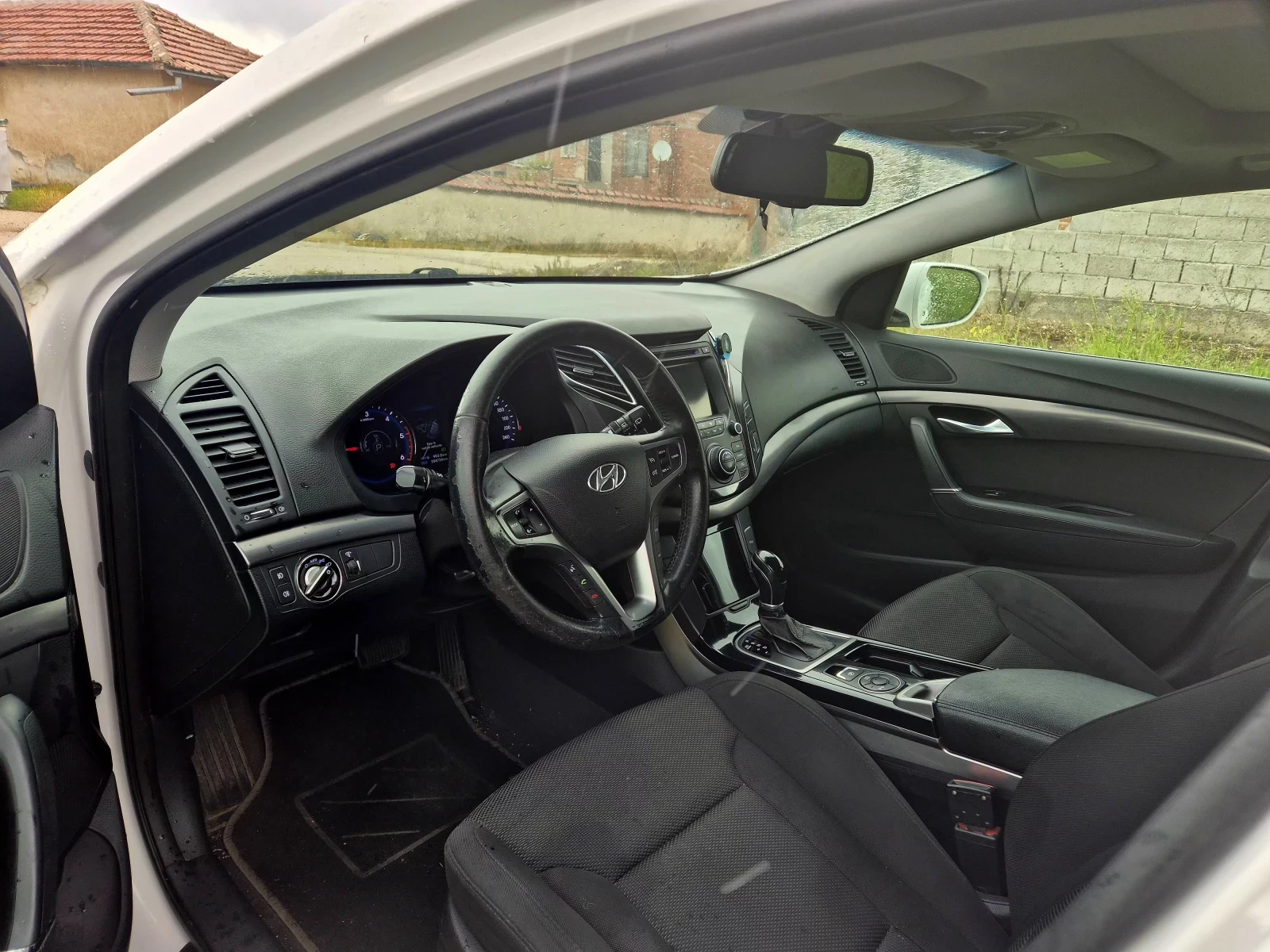Hyundai I40 СЕРВИЗНА КНИЖКА, РЕАЛНИ КМ, снимка 7 - Автомобили и джипове - 54390854