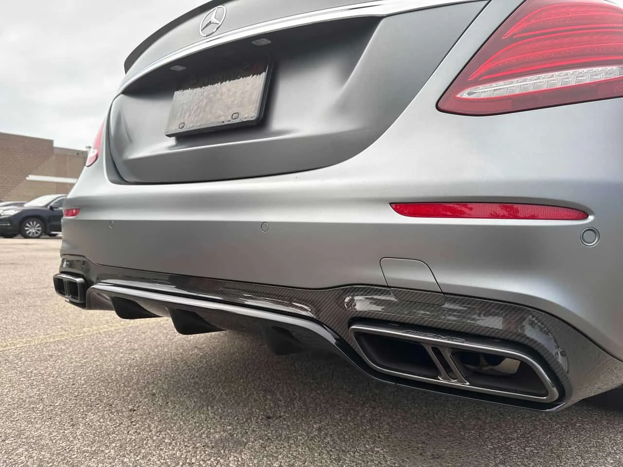 Mercedes-Benz E 63 AMG S * CARFAX * ОБДУХВАНЕ * ДИСТРОНИК * , снимка 11 - Автомобили и джипове - 55185466