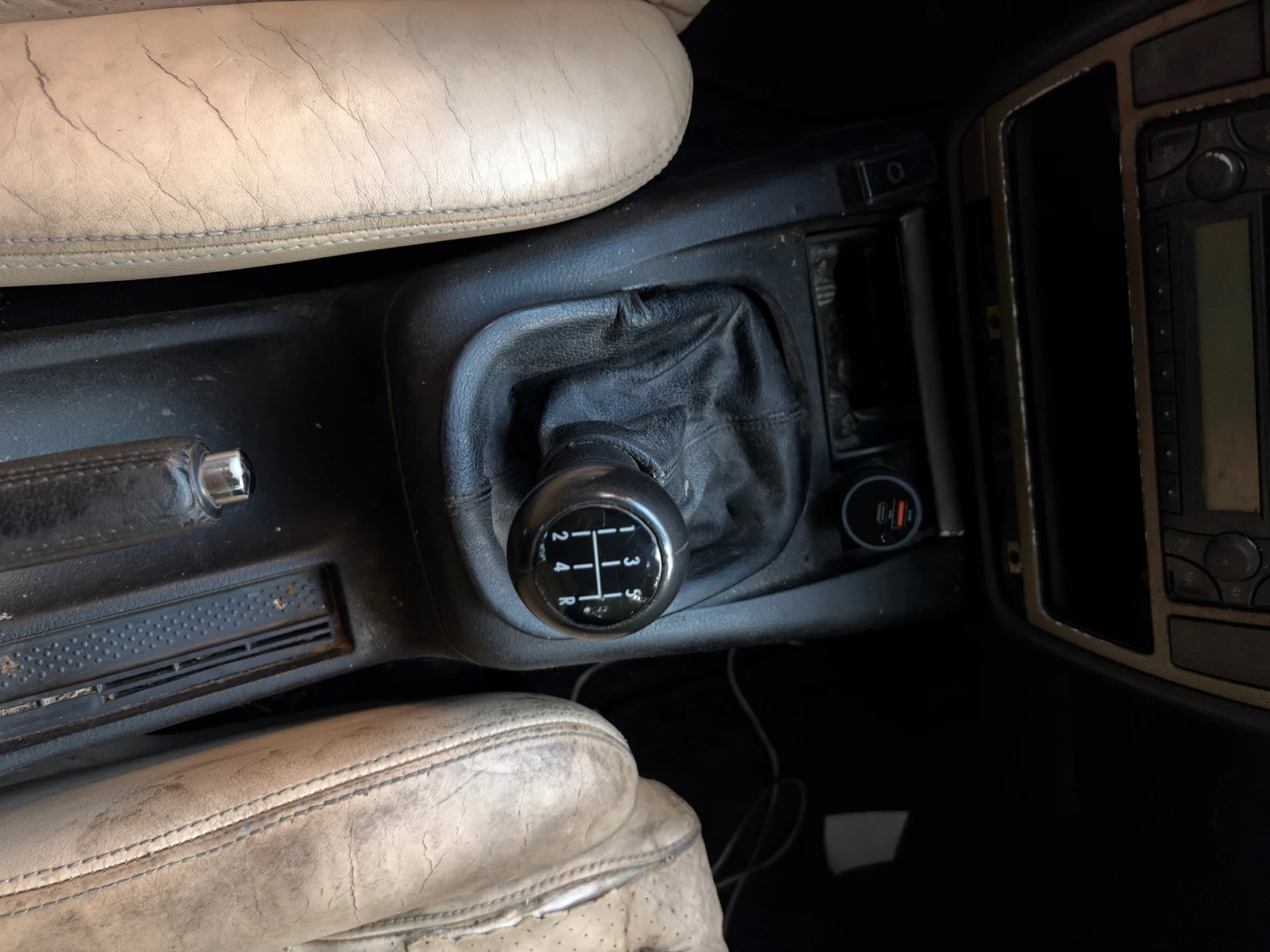 VW Passat, снимка 11 - Автомобили и джипове - 55780358