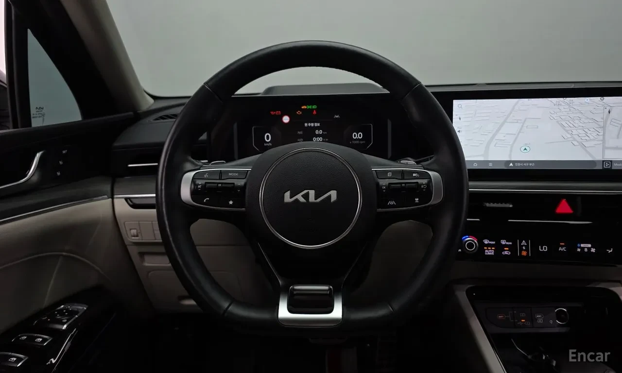 Kia K5 SIGNATURE| KRELL| HUD| ОБДУХ| 360| COMF| БЕЗ ИНЦИД, снимка 9 - Автомобили и джипове - 55960032