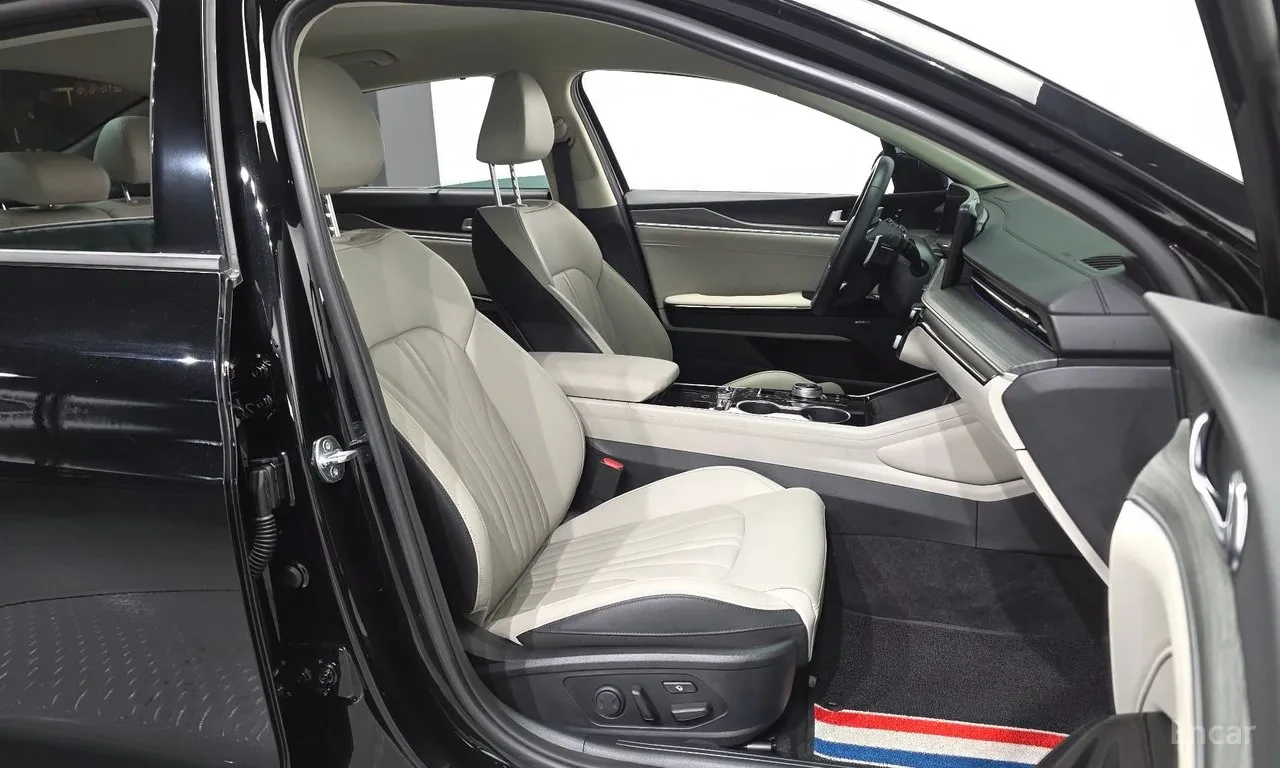 Kia K5 SIGNATURE| KRELL| HUD| ОБДУХ| 360| COMF| БЕЗ ИНЦИД, снимка 15 - Автомобили и джипове - 55960032