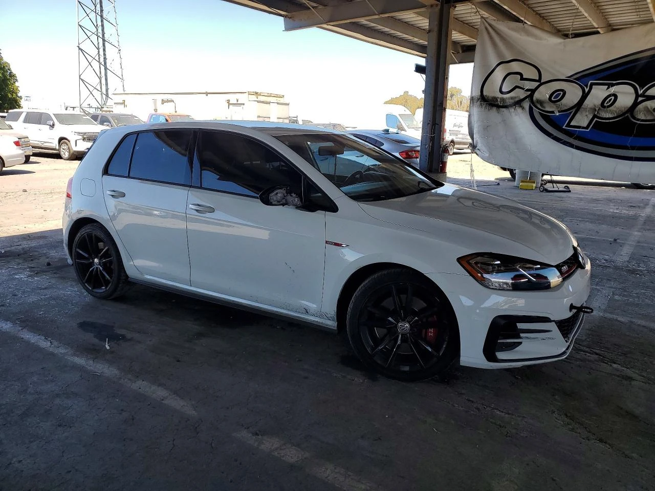 VW Golf 2.0l Volkswagen Gti S, снимка 4 - Автомобили и джипове - 56202873