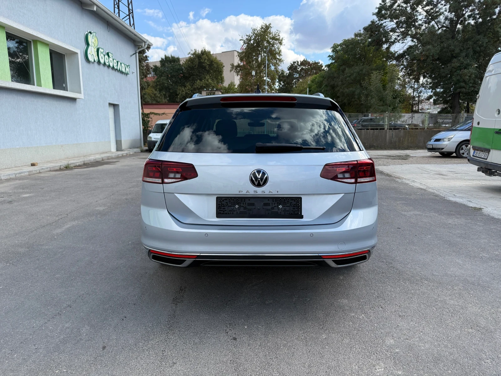 VW Passat Face Elegance Digital Distr Камера Keyless, снимка 8 - Автомобили и джипове - 56247321