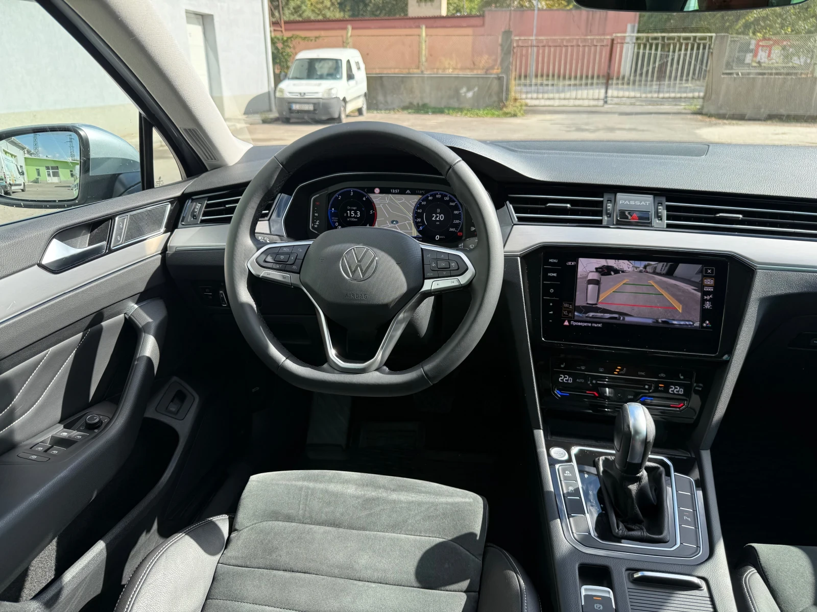VW Passat Face Elegance Digital Distr Камера Keyless, снимка 13 - Автомобили и джипове - 56247321