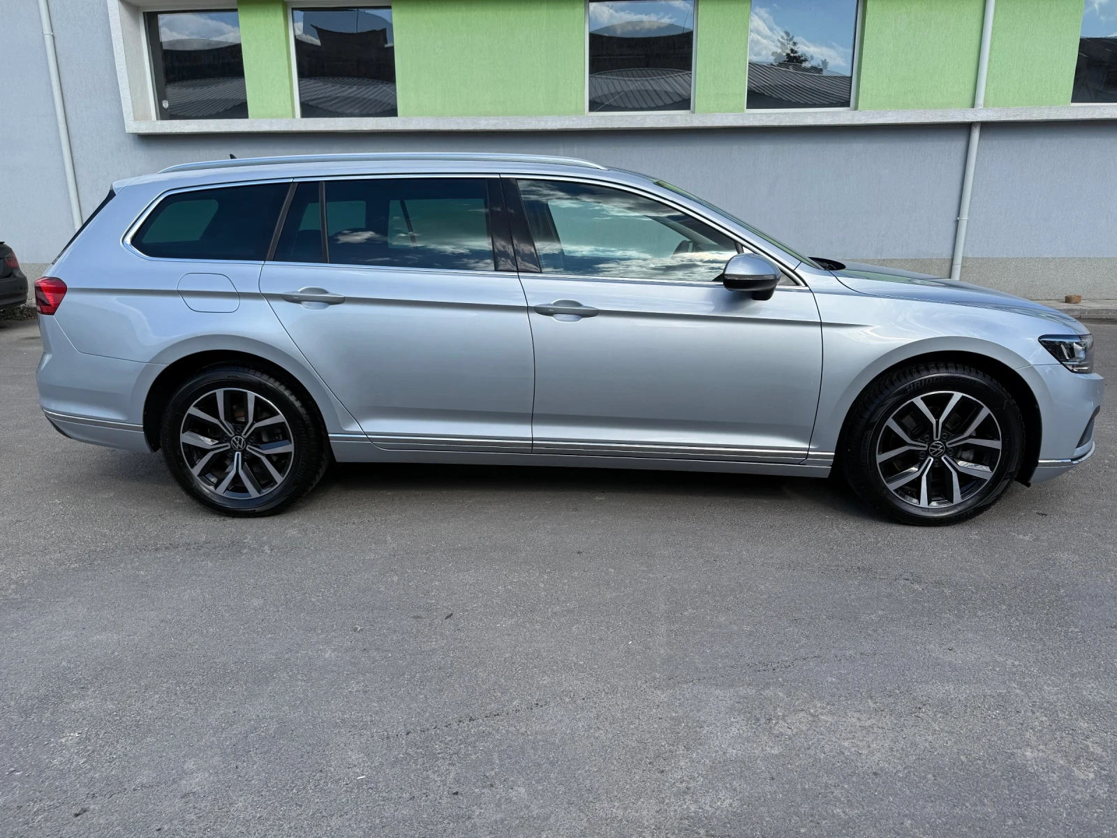 VW Passat Face Elegance Digital Distr Камера Keyless, снимка 5 - Автомобили и джипове - 56247321