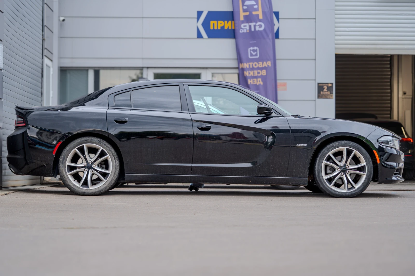 Dodge Charger, снимка 5 - Автомобили и джипове - 56278212