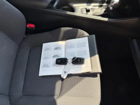 Toyota C-HR 1.8 HYBRID(КАТО НОВА), снимка 16