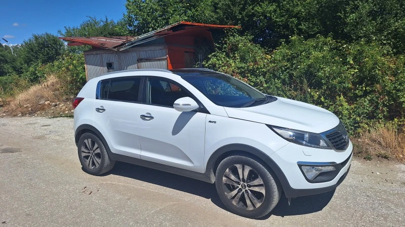 Kia Sportage 2.0 d НА ЧАСТИ, снимка 2 - Автомобили и джипове - 41794570