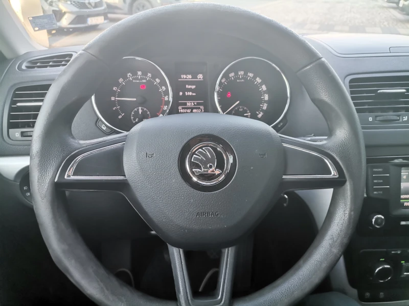 Skoda Yeti, снимка 6 - Автомобили и джипове - 47269095