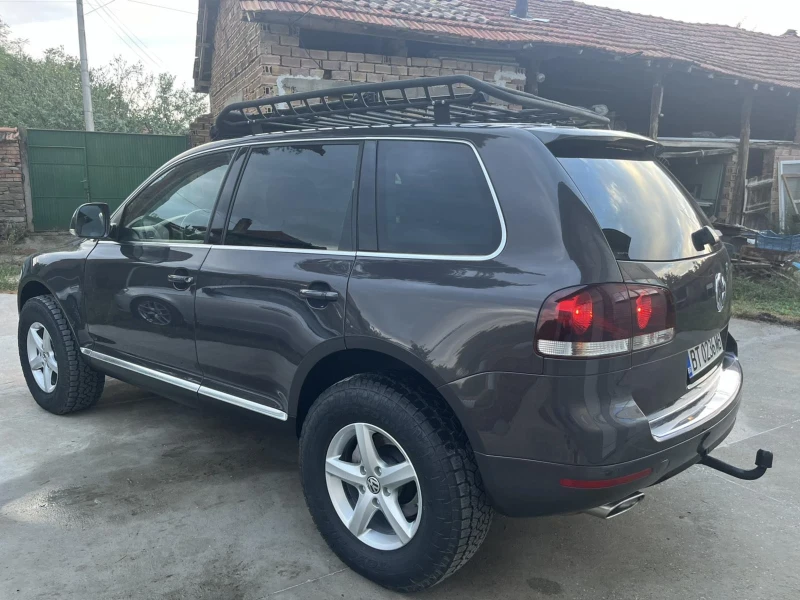 VW Touareg Джип, снимка 5 - Автомобили и джипове - 48524593