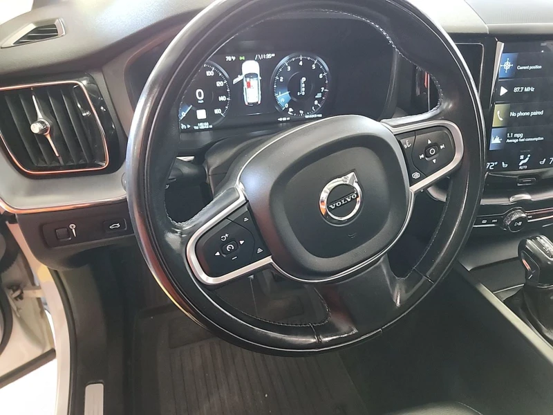 Volvo XC60 KEYLESS/HEAD-UP/PANORAMA/CAMERA/NAVI/ПОДГРЕВ      , снимка 10 - Автомобили и джипове - 49197131