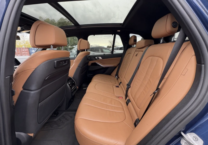 BMW X5 xDrive50i, снимка 8 - Автомобили и джипове - 52749904
