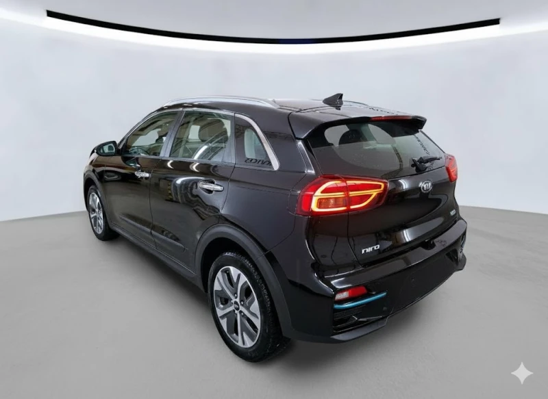 Kia Niro 65 kWh Dynamic Line Очакван внос реални километри, снимка 4 - Автомобили и джипове - 52751833