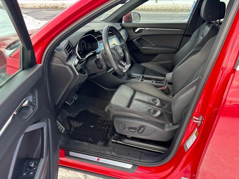 Audi Q3 2019 Technik * CARFAX * БЕЗ ПЪРВОНАЧАЛНА ВНОСКА, снимка 7 - Автомобили и джипове - 53215577