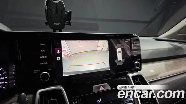 Kia Sorento Diesel 2.2 2WD, снимка 11 - Автомобили и джипове - 54089365