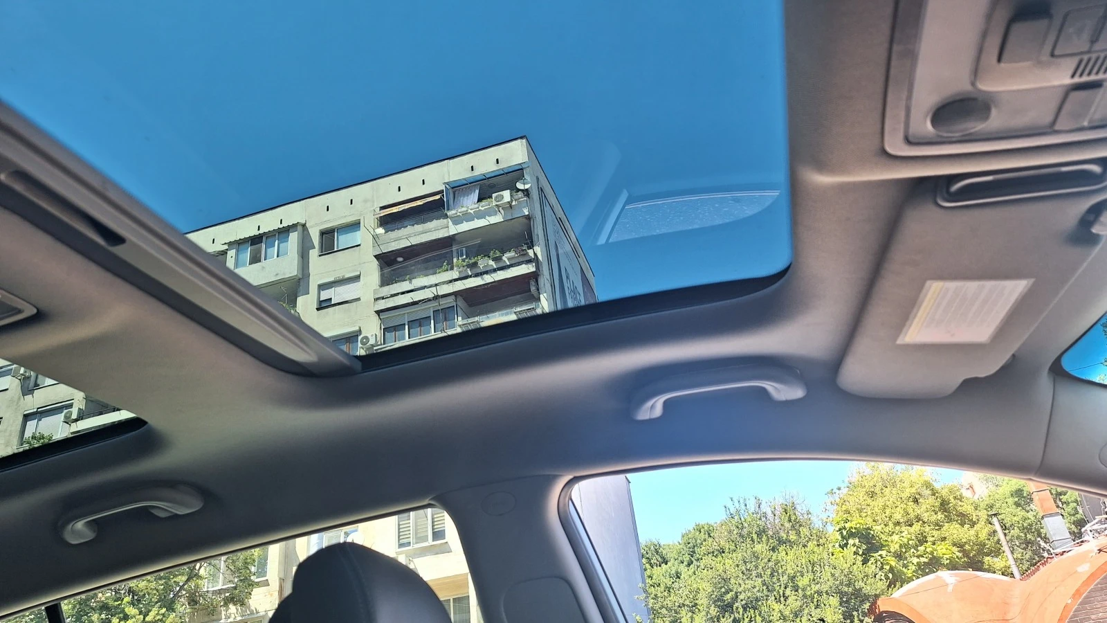 Kia Sportage 2.0 d   | Mobile.bg   11