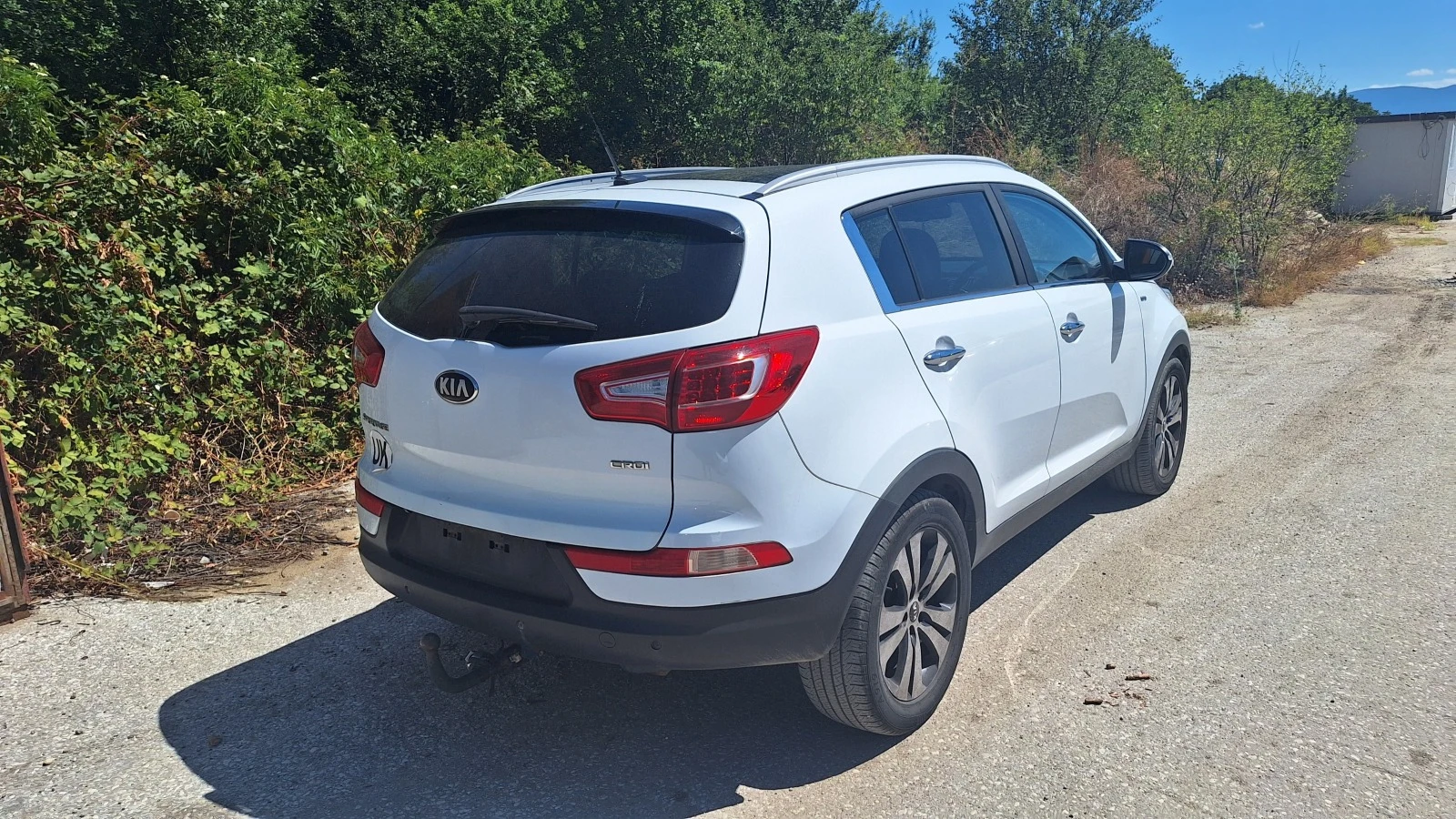 Kia Sportage 2.0 d НА ЧАСТИ - изображение 4