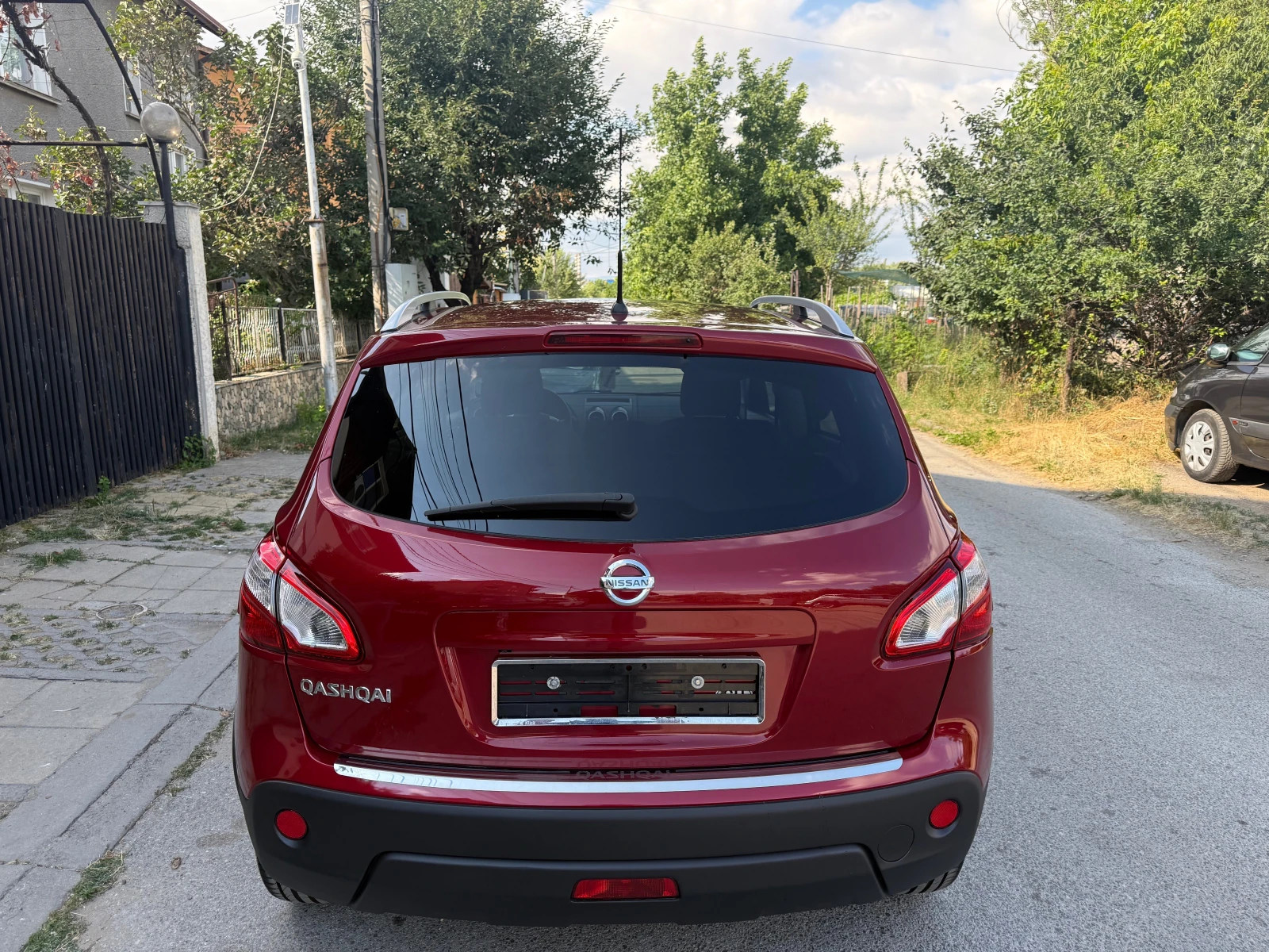Nissan Qashqai 2.0i 4x4 panorama navi kamera - изображение 5