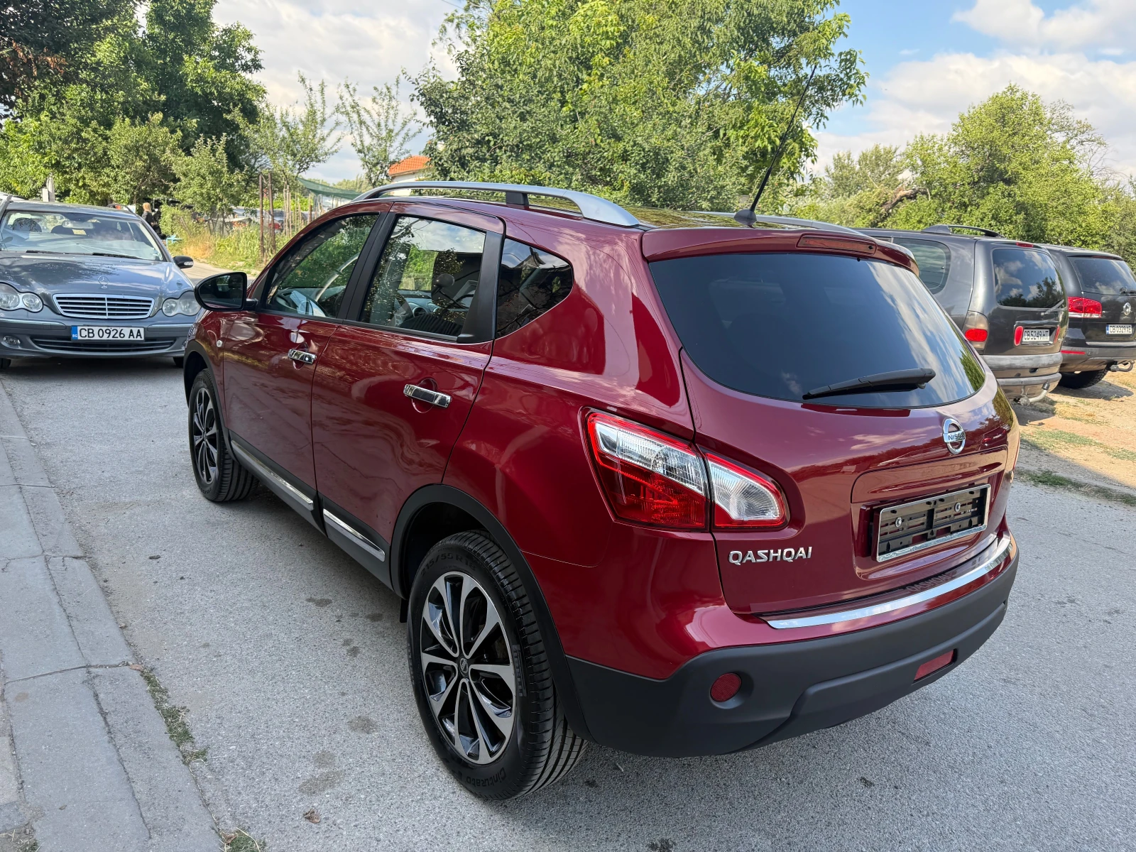 Nissan Qashqai 2.0i 4x4 panorama navi kamera - изображение 6