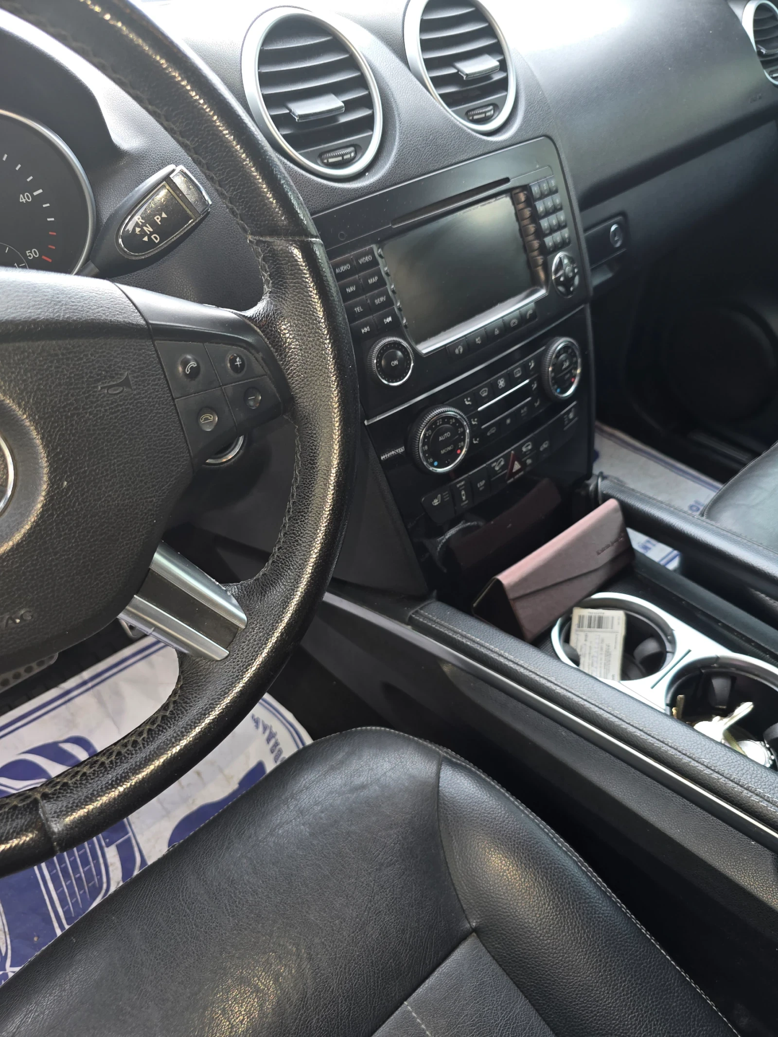 Mercedes-Benz ML 320  - изображение 6