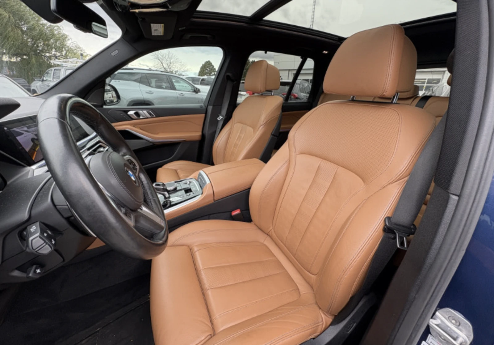 BMW X5 xDrive50i - изображение 7