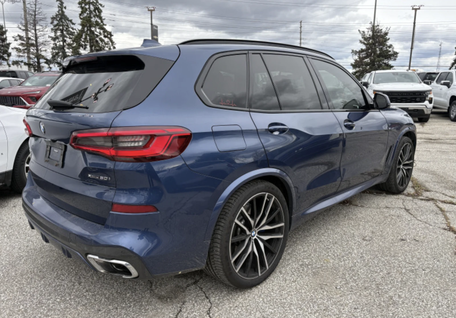 BMW X5 xDrive50i - изображение 3