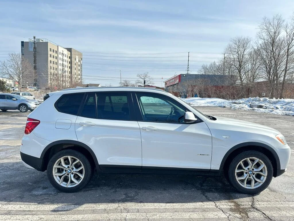 BMW X3 X-DRIVE* KEYLESS* 360CAM* АвтоКредит(ЦЕНА ДО БГ), снимка 8 - Автомобили и джипове - 53699423