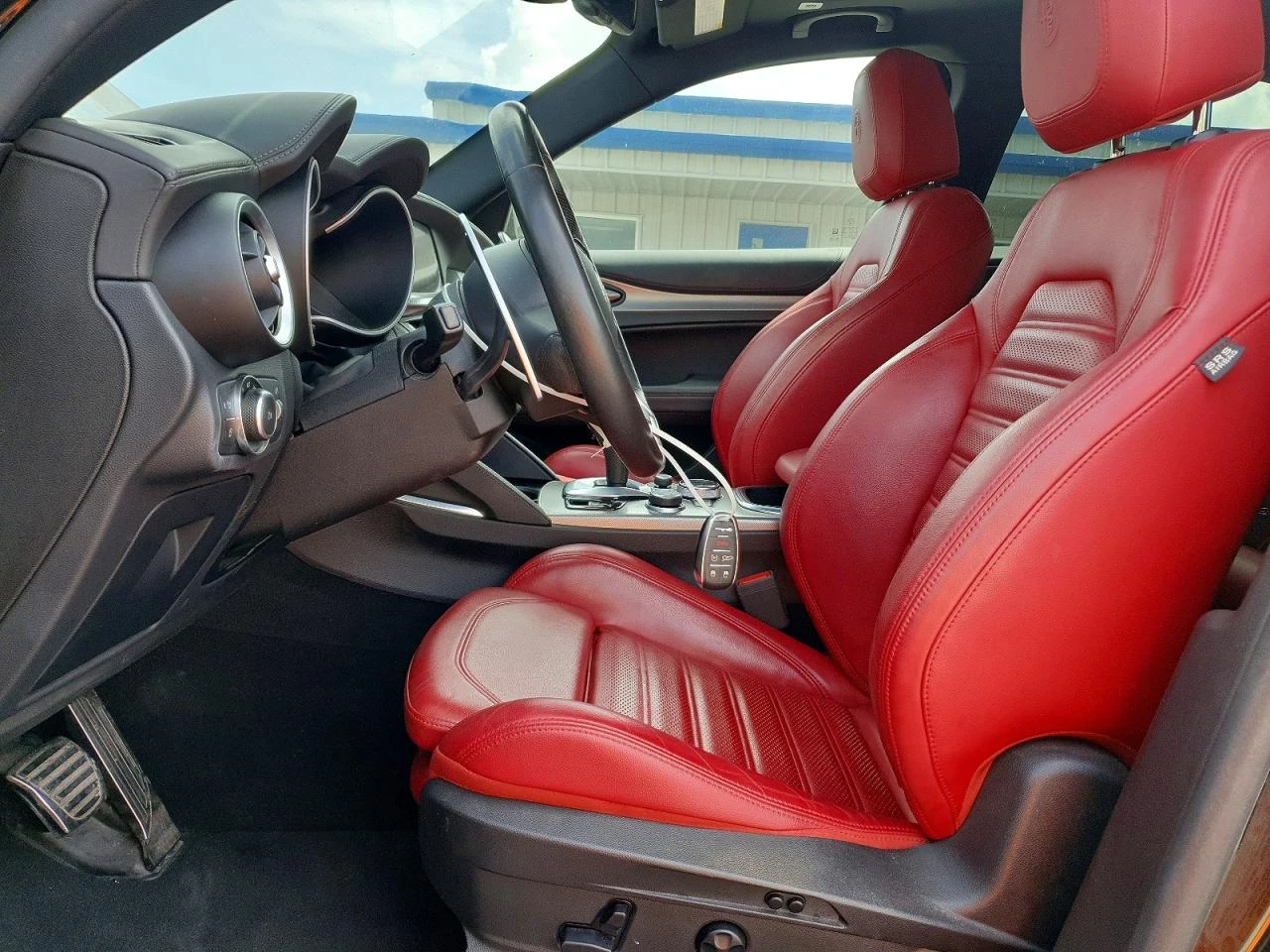 Alfa Romeo Stelvio 2.0l Ti, снимка 7 - Автомобили и джипове - 54384877