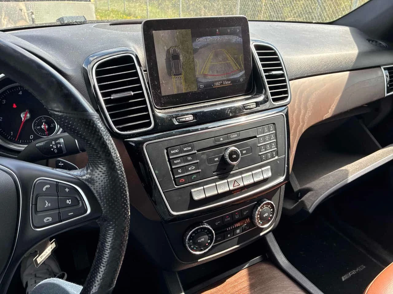 Mercedes-Benz GLE 350 | DISTRONIC | 360 | HARMAN KARDON | CARFAX | , снимка 9 - Автомобили и джипове - 54479713
