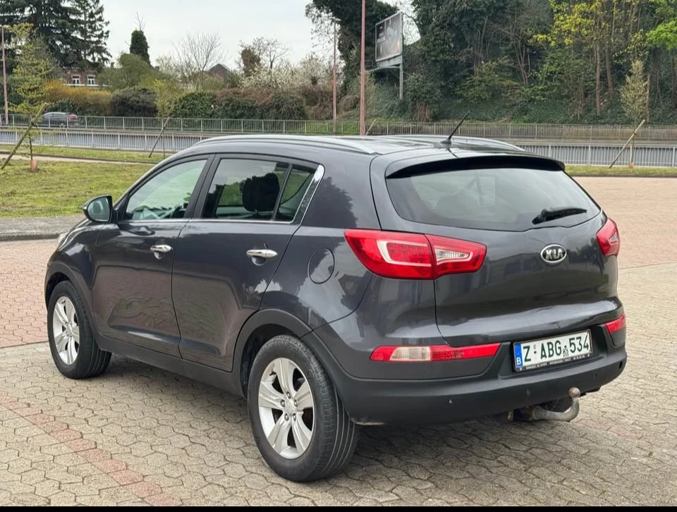 Kia Sportage 4x4, снимка 2 - Автомобили и джипове - 54598563